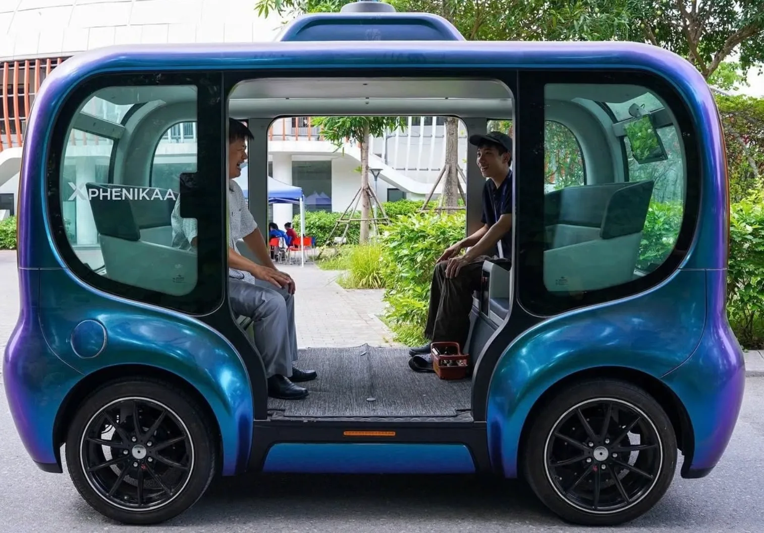 河內開始測試無人計程車！Robotaxi、自駕巴士將在科學園區上路